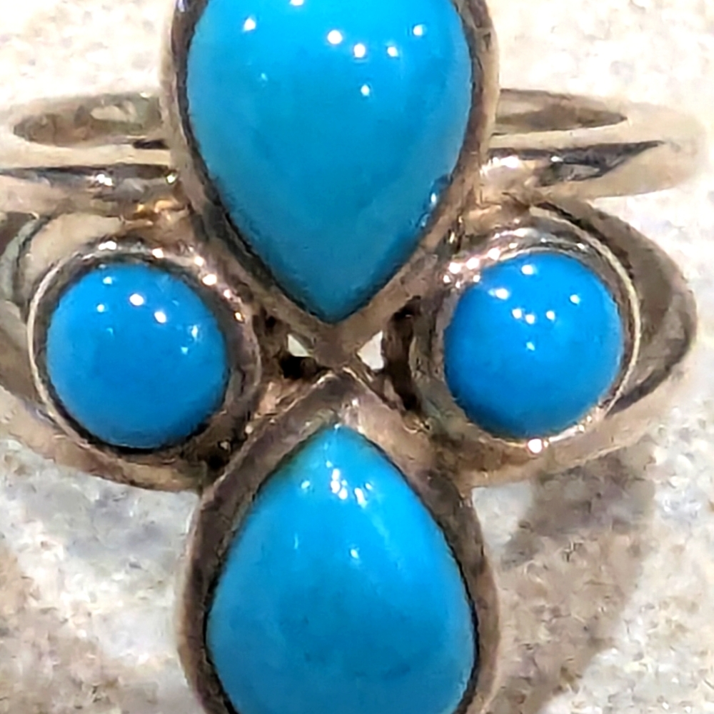 SO Fun! Sterling silver turquoise ring size 7